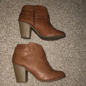 Lauren Conrad (LC) brown booties, size 7.5